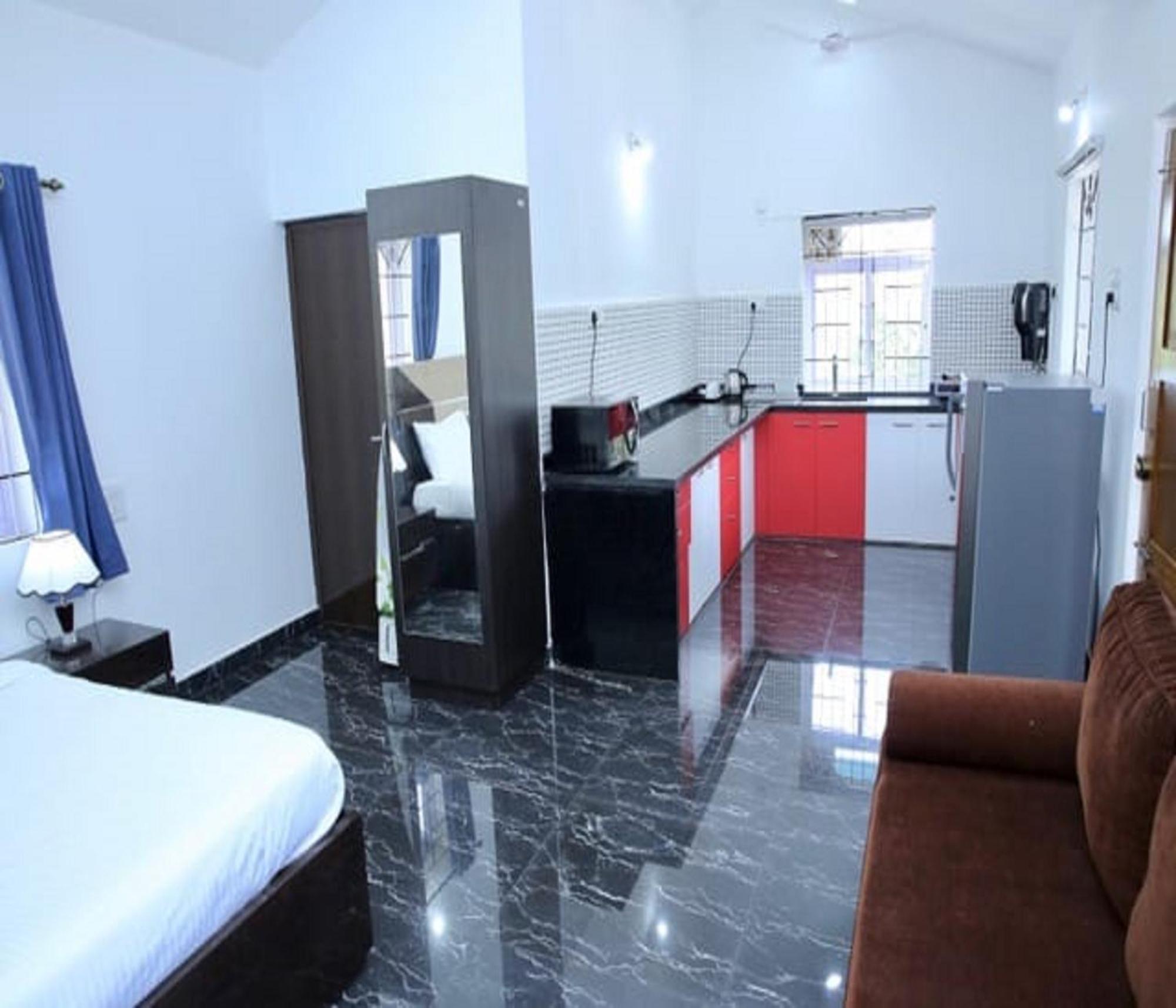 Lar Amorosa Boutique Hotel - Goa Calangute Exteriör bild