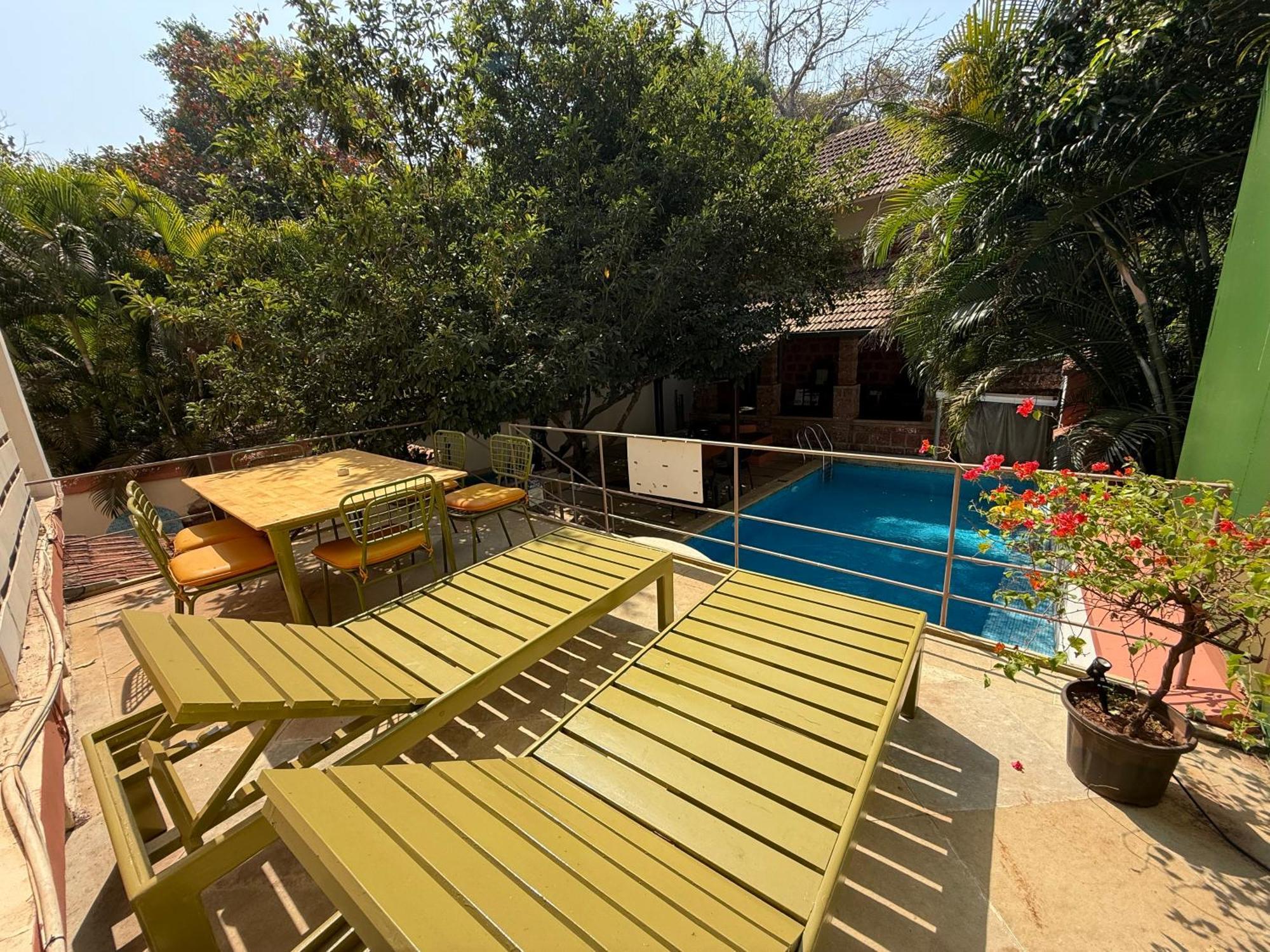 Lar Amorosa Boutique Hotel - Goa Calangute Exteriör bild