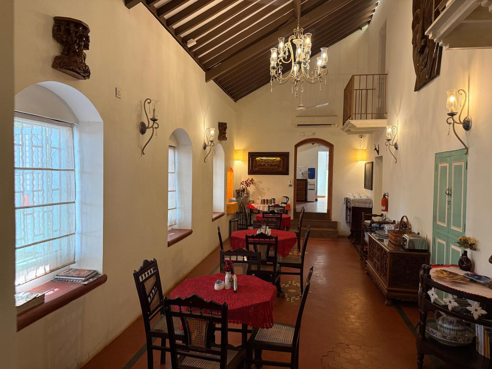 Lar Amorosa Boutique Hotel - Goa Calangute Exteriör bild