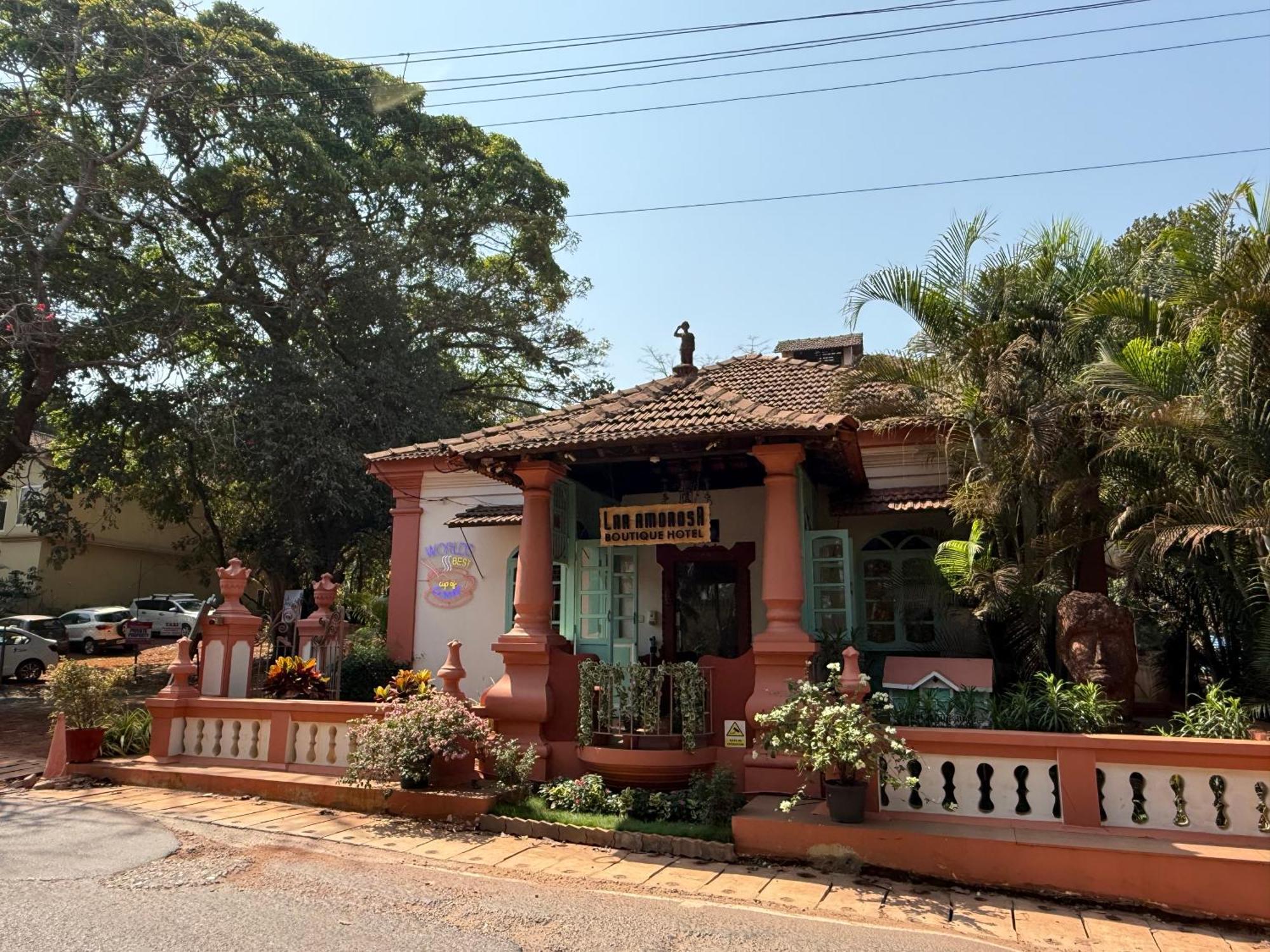 Lar Amorosa Boutique Hotel - Goa Calangute Exteriör bild