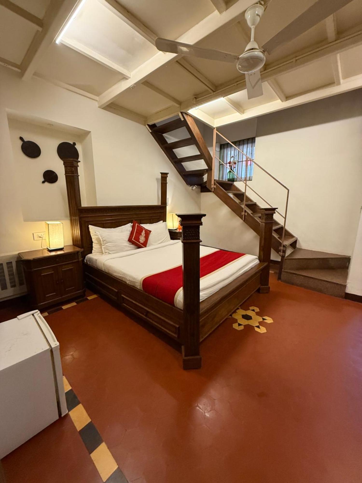 Lar Amorosa Boutique Hotel - Goa Calangute Exteriör bild