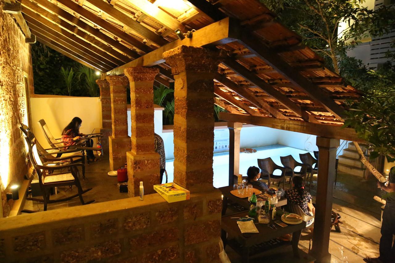 Lar Amorosa Boutique Hotel - Goa Calangute Exteriör bild